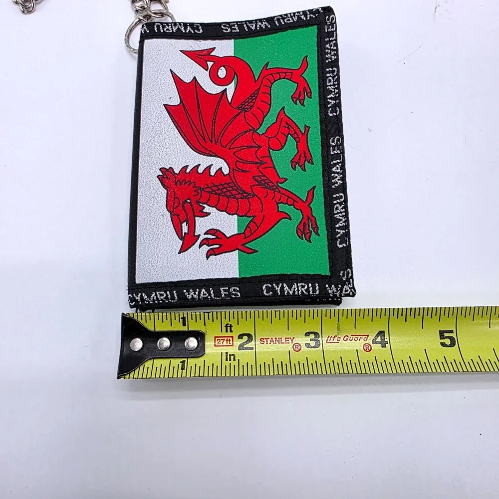 Wales Cymru Red Dragon Flag Trifold Chain Wallet Black Green White Souvenir